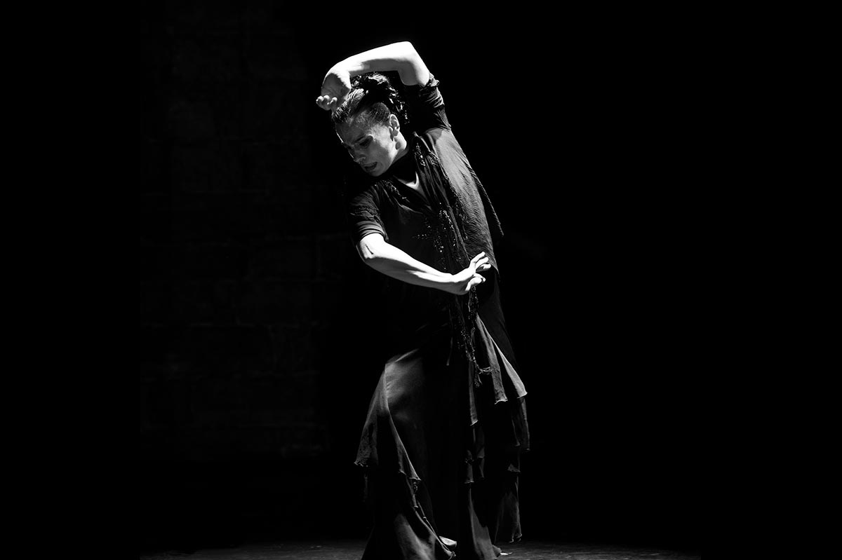Soledad Barrio dancing flameno at Montreal Dance.